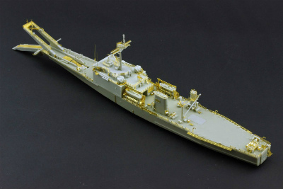 【再入荷】N07-082 ニューポート級戦車揚陸艦 LST-1179 ニューポート Newport