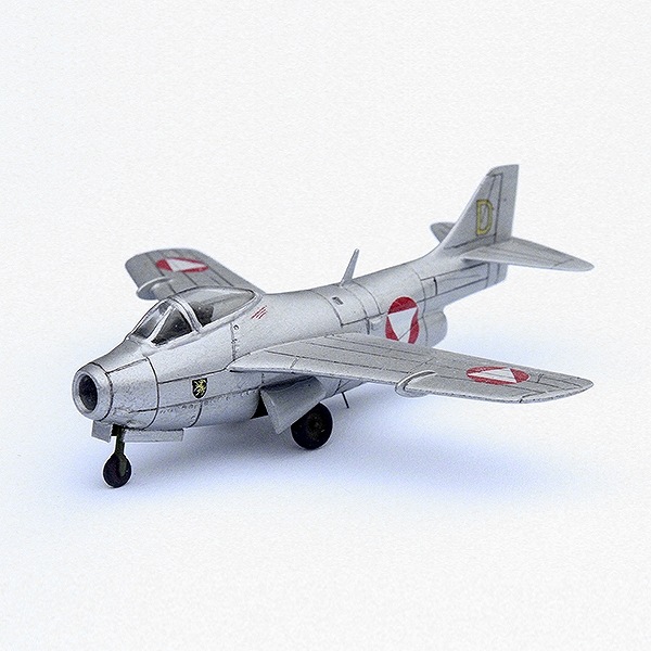 【新製品】083)サーブ J-29F チュナン