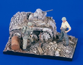 【再入荷】2282)日本軍 沖縄戦線 石で作った戦車