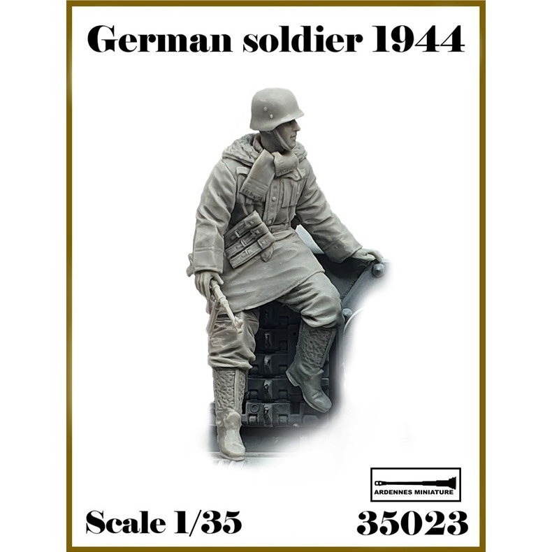 【新製品】AR35023 1/35 WWII ドイツ軍兵士1944＃2(1体入)