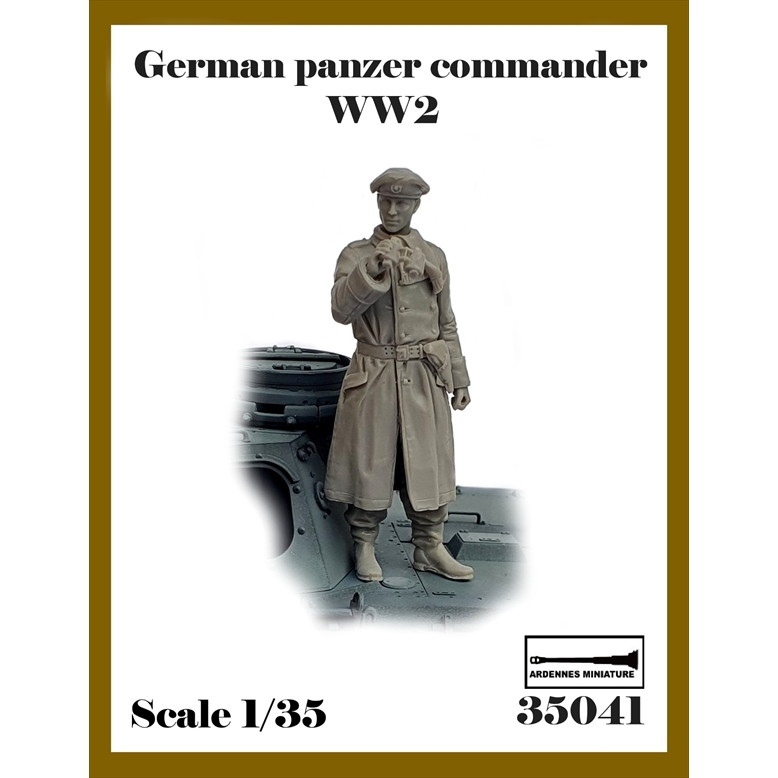 【新製品】AR35041 1/35 WWII ドイツ 大戦初期の戦車兵＃2 双眼鏡を持つ戦車指揮官(1体入)