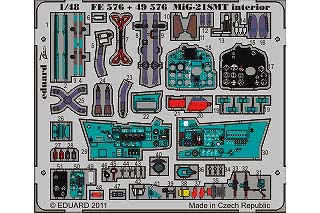 【新製品】[2002614957600] FE576)塗装済 MiG-21SMT フィッシュベッドK 計器盤/シートベルト