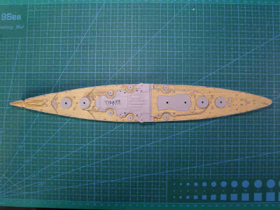 【新製品】[2002912000800] AW20008)戦艦 テルピッツ 1944用 木製甲板