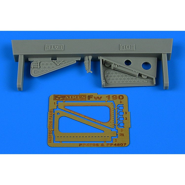 【新製品】4807 フォッケウルフ Fw190 垂直尾翼点検ハッチ (エデュアルド用)