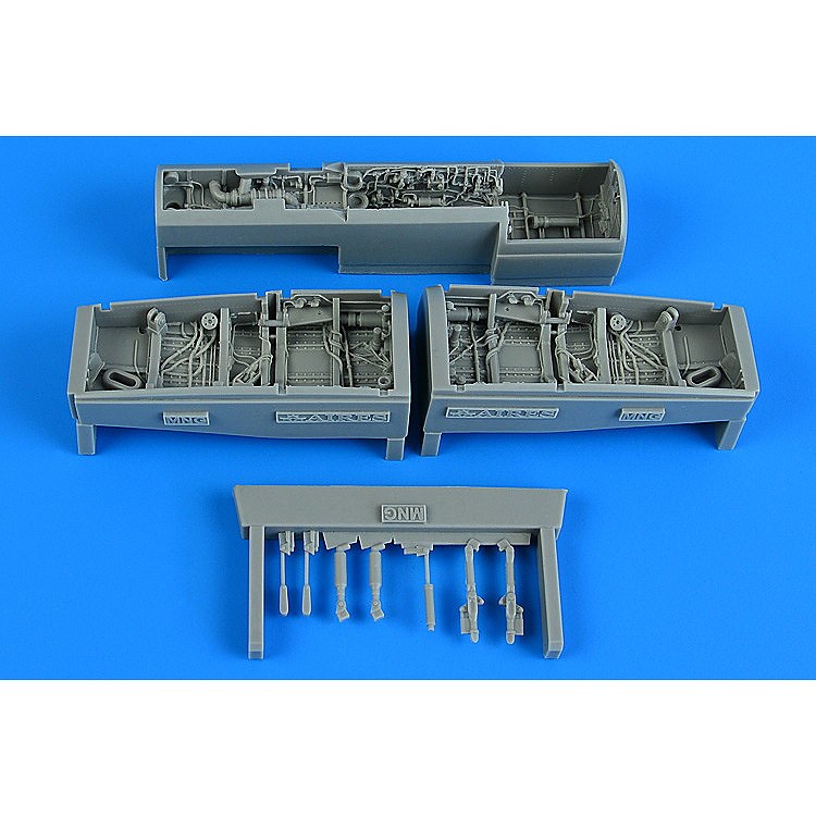 【再入荷】4899 1/48 F/A-18E/F/G スーパーホーネット 脚格納庫