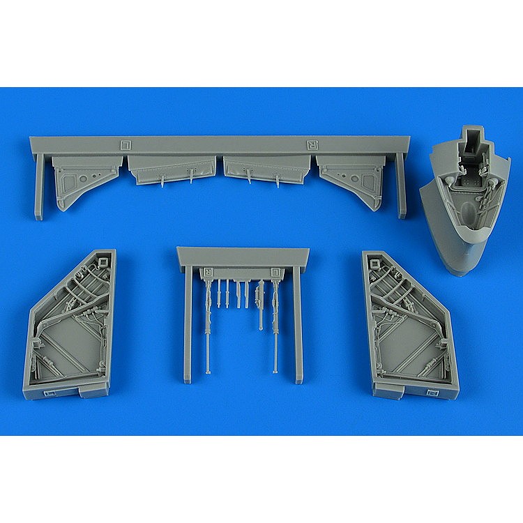 【新製品】4910 1/48 MiG-17F フレスコC 脚格納庫 (アモ用)