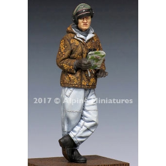 【新製品】35238)WWII 独 SS戦車長(防寒服)