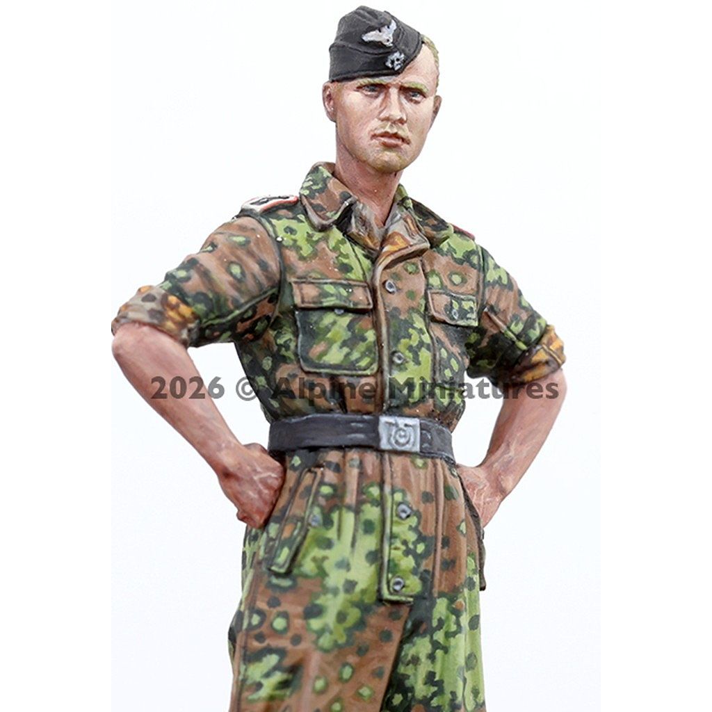【新製品】35336 1/35 WWII ドイツ 武装親衛隊戦車兵 下士官