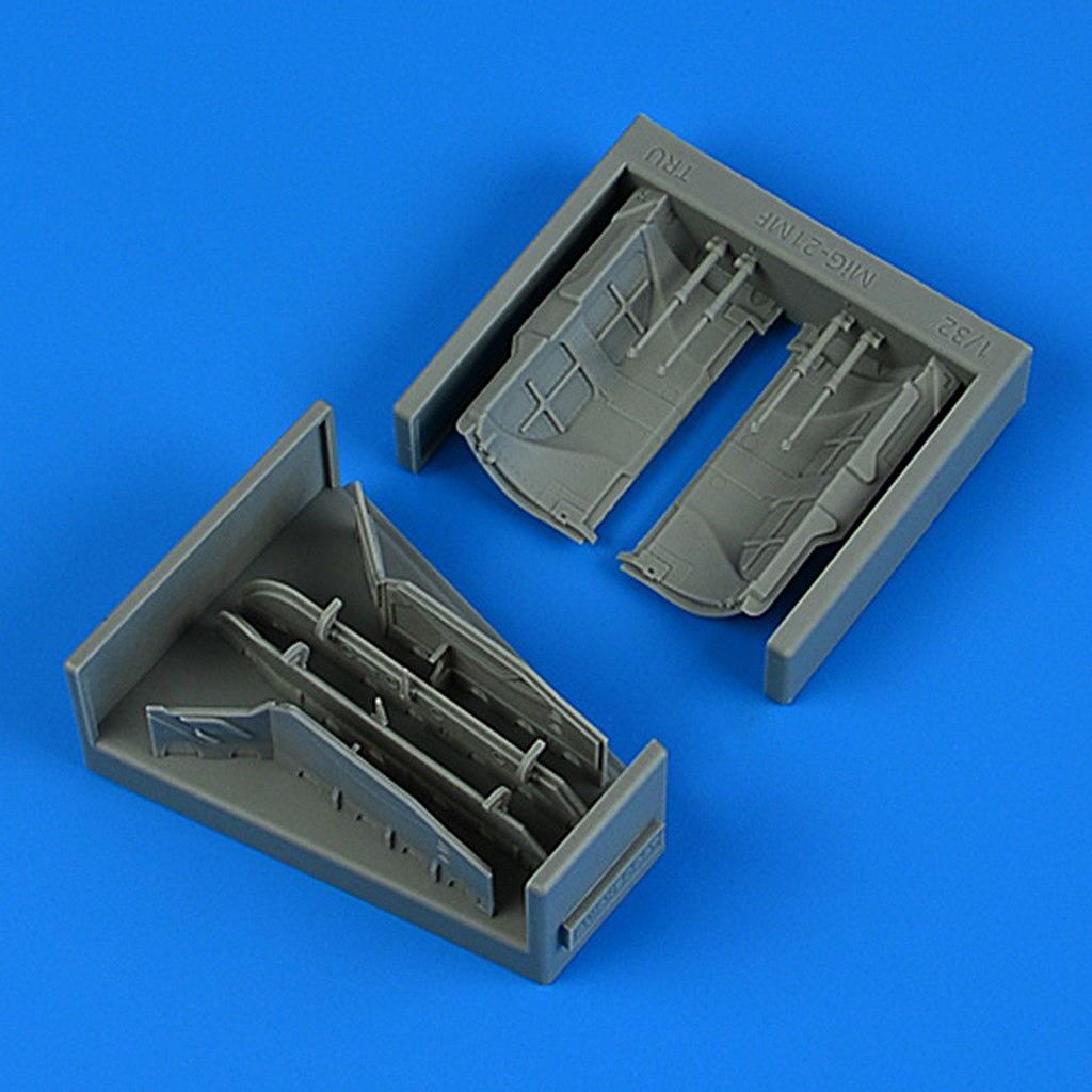 【新製品】32370 1/32 MiG-21MF 着陸装置カバー (トランペッター用)