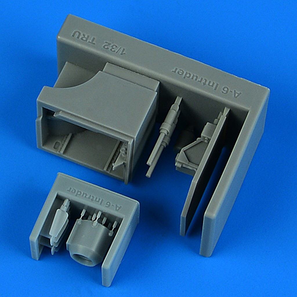 【新製品】32371 1/32 A-6 イントルーダー ラム・エア・タービン (トランペッター用)