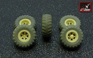 【新製品】[2013556305602] AC7256)KrAZ-255B ホイール&タイヤセット