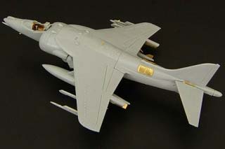 【新製品】[2013854403505] BRL144035)AV-8B ハリアーII プラス