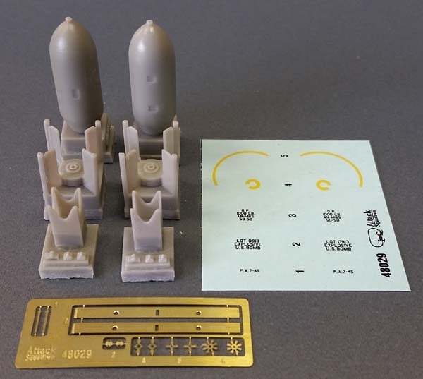 【新製品】48029)米 AN-M65 1000lb 汎用爆弾 2個セット