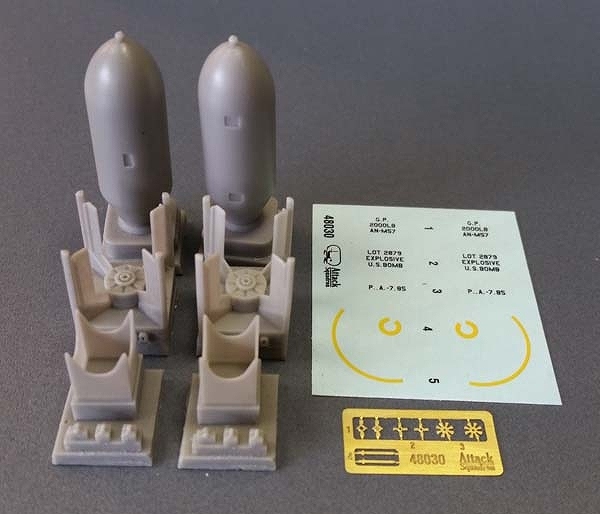 【新製品】48030)米 AN-M66 2000lb 汎用爆弾 2個セット