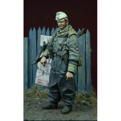 【新製品】DD35071)WWII 独 武装親衛隊 外国人義勇兵(冬季軍装)1943-1945