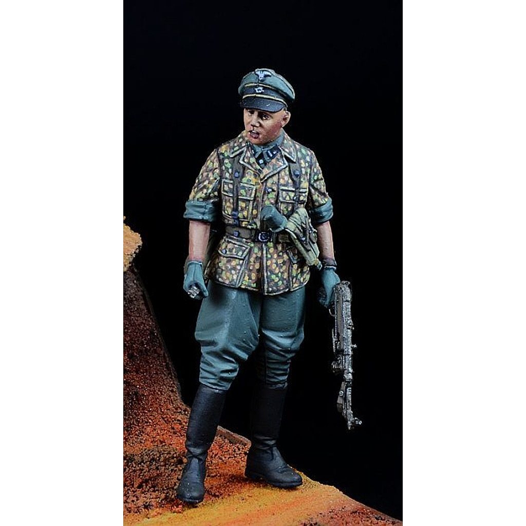 【新製品】DD35269 1/35 WWII ドイツ 武装親衛隊 命令を叫ぶ下士官 1944-45