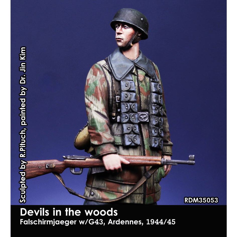 【新製品】RDM35053 1/35 WWII ドイツ G43(Gew43)半自動小銃を持つ降下猟兵 アルデンヌ1944/45