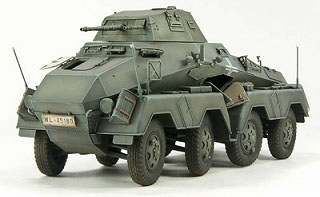 【新製品】[4716965352318] AF35231)ドイツ 偵察用8輪重装甲車 Sd.Kfz.231 初期型