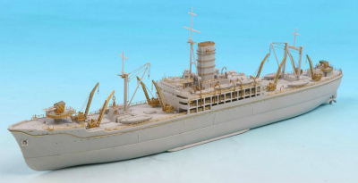 【再入荷】PE-242 日本海軍 給糧艦 伊良湖用(木製甲板付)