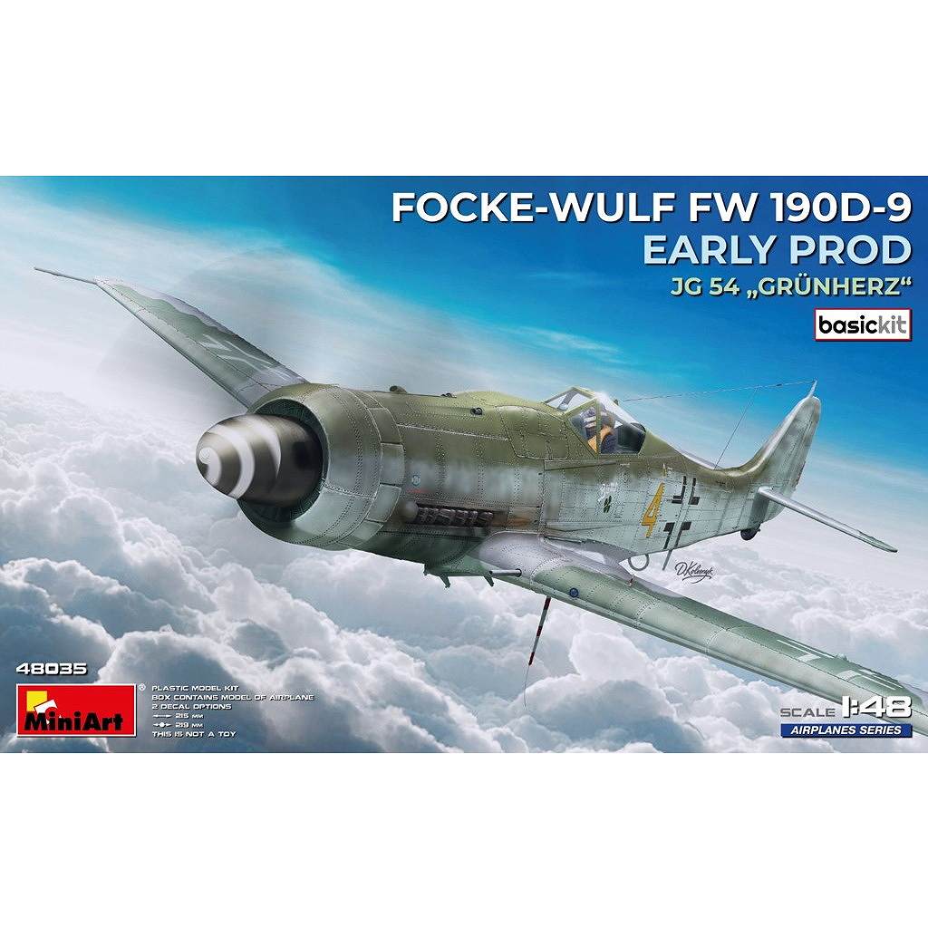 【新製品】48035 1/48 フォッケ・ウルフ Fw190D-9 初期生産型 JG 54 グリューンヘルツ ベーシックキット