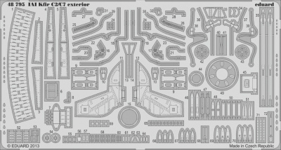 【新製品】[8591437487950] 48795)IAI クフィル C2/C7 外装