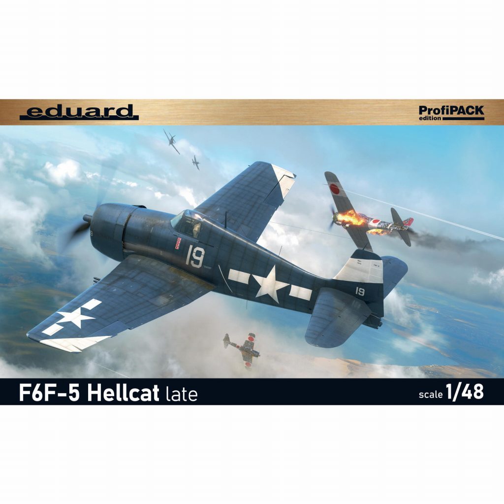 【新製品】8229 1/48 F6F-5 ヘルキャット 後期型 プロフィパック