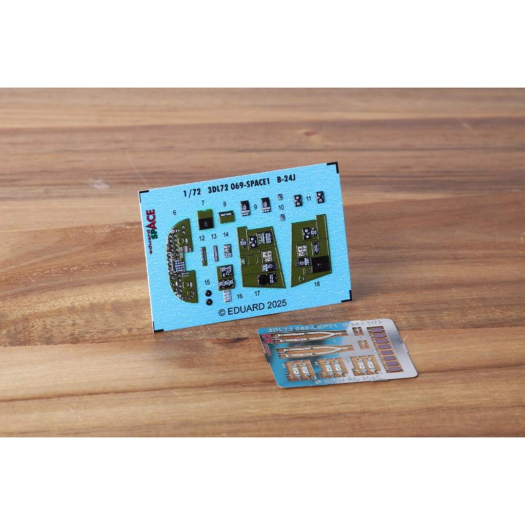 【新製品】3DL72069 1/72 コンソリデーテッド B-24J リベレーター スペース内装3Dデカール w/エッチングパーツセット (ハセガワ用)